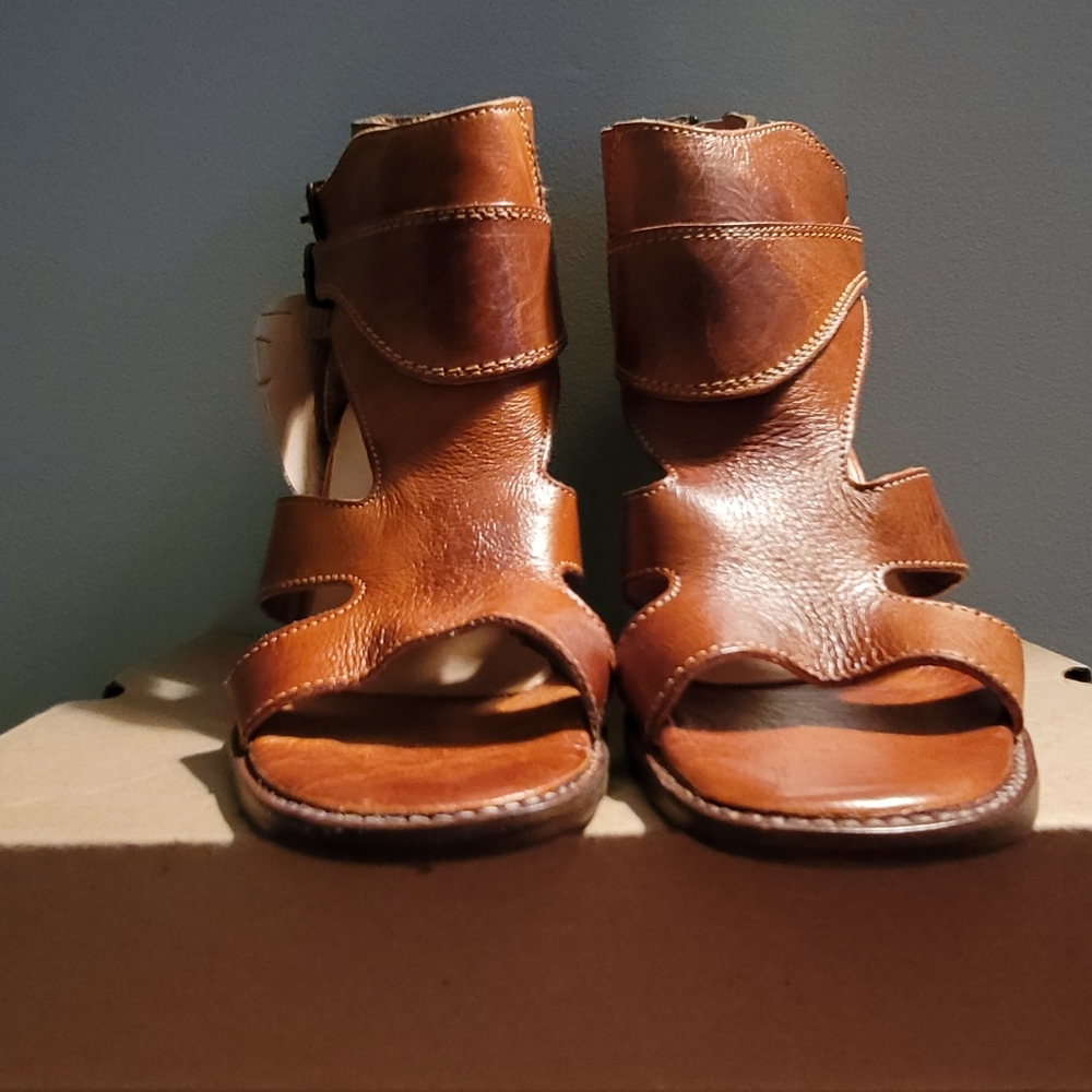 NIB Bedstu Ida Mustard Rustic Size 8